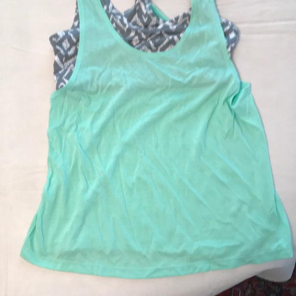 Workout yoga top with built in sports bra - Picture 2 of 3